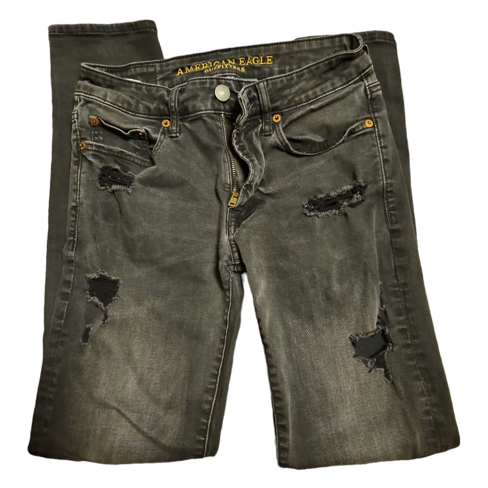 American Eagle men's black distressed jeans size 28x30